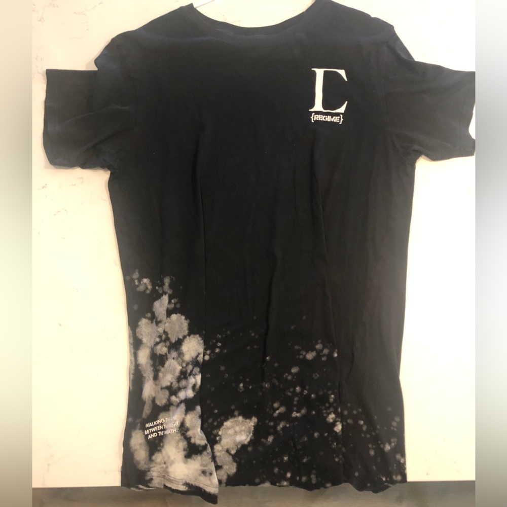 Civil Regime Scoop T-shirt Size Large. Used but In good condition.